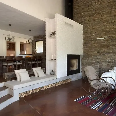 Вилла The Reddoorshouse *