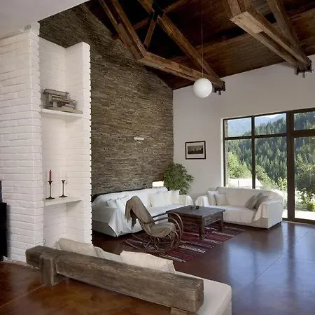 ヴィラ The Reddoorshouse