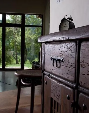 Вилла The Reddoorshouse *